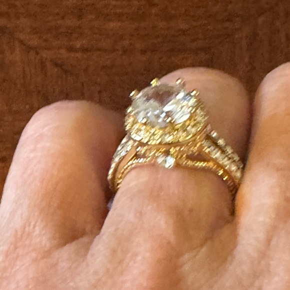 Halo 3 ct Simulated Diamond wedding bridal engagement stunning 18k plated ring - Picture 7 of 7